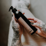 JUNIPER ORGANIC HAND LOTION IN BLACK BOTTLE 200ML