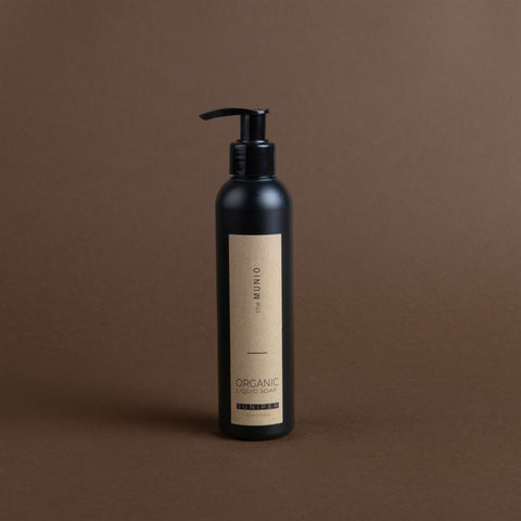 JUNIPER ORGANIC LIQUID SOAP IN BLACK BOTTLE 200ML